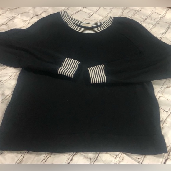 🔥Beautiful Soft Long Sleeves🔥Measurements in Pics🔥 - Picture 6 of 12